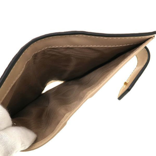 gucci 790131 wallet side view