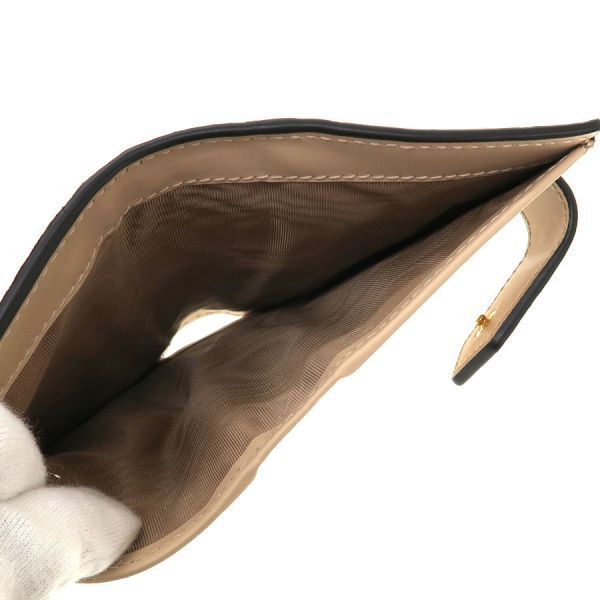 gucci 790131 wallet side view