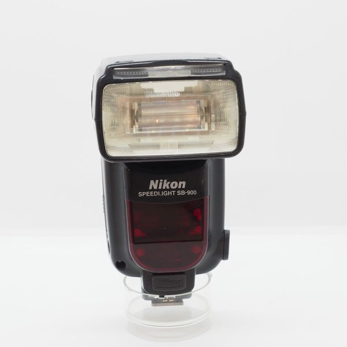 Nikon SB-900 Camera
