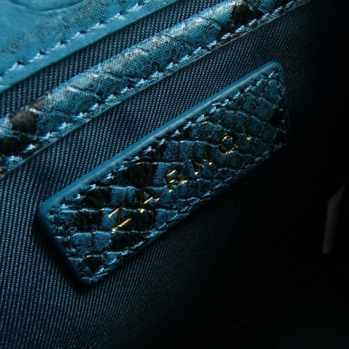 handbag accessories included