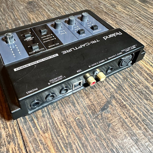 roland ua-33 audio interface side view