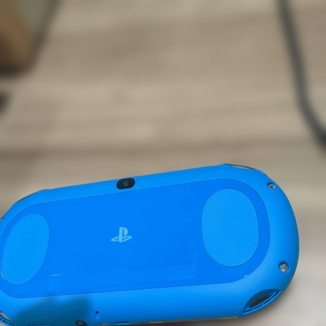 sony pch-2000 blue handheld console markings and labels