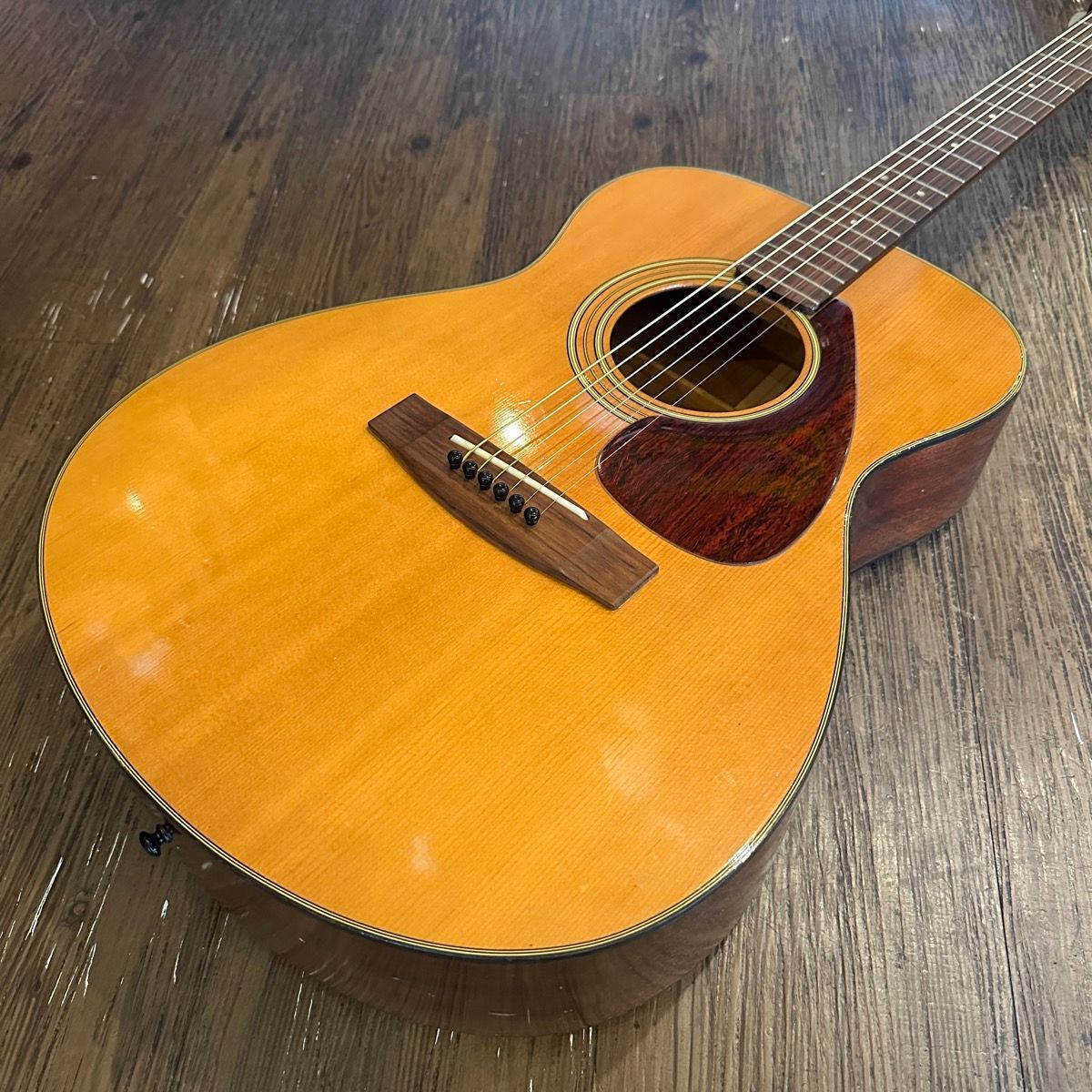 Yamaha FG-130 Acoustic Guitar – Green