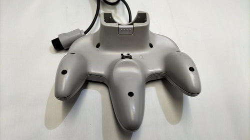 nintendo nus-001 video game console markings and labels