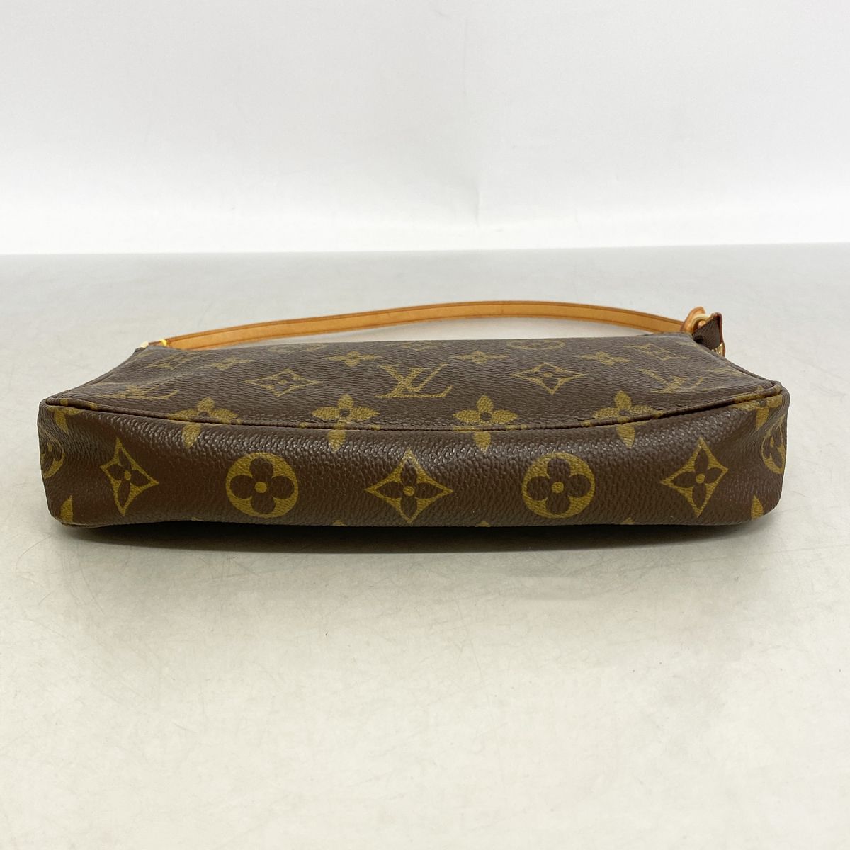 louis vuitton m51980 pouch / clutch rear view
