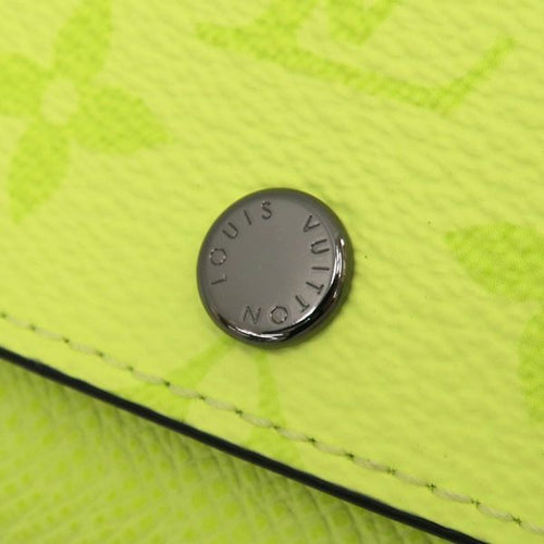 louis vuitton m14129 wallet interior details