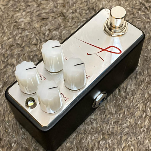 guitar effector front view