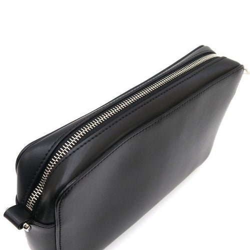 valentino garavani shoulder bag functional details