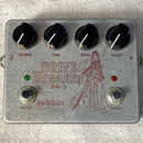 grey guitar effector front view