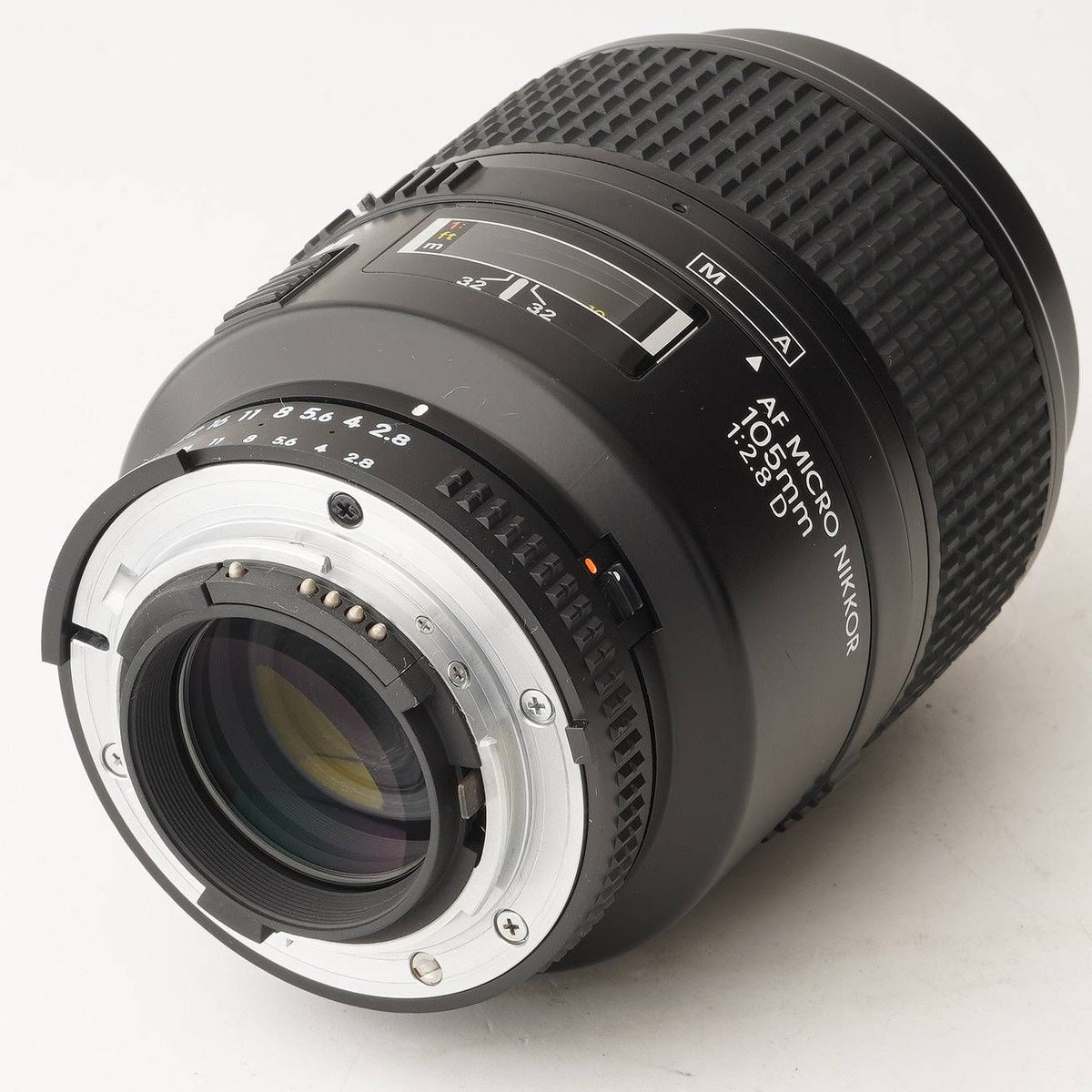 nikon lens side view