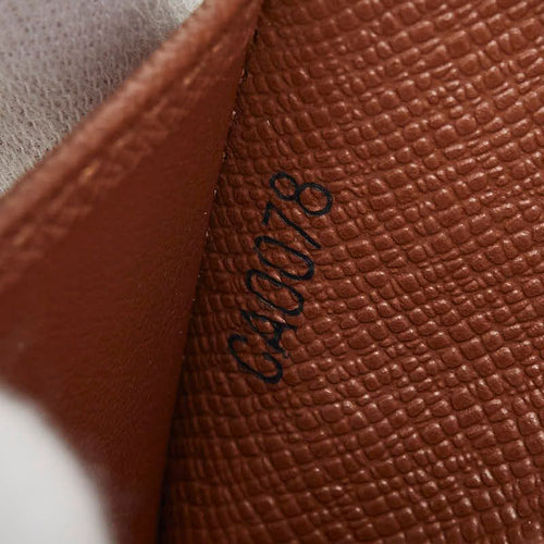 louis vuitton m61667 wallet markings and labels