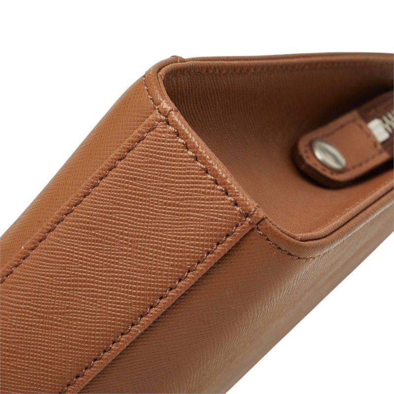 burberry pouch / clutch side view