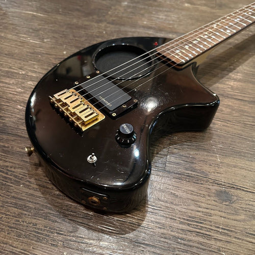fernandes zo-3 electric guitar front view