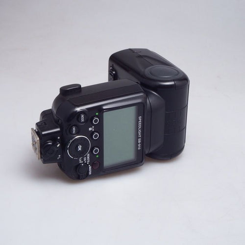 nikon sb-910 camera side view