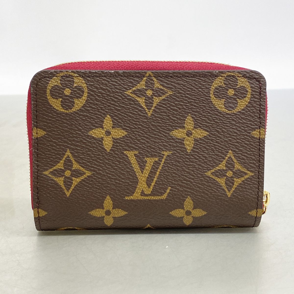 louis vuitton m82377 wallet condition details