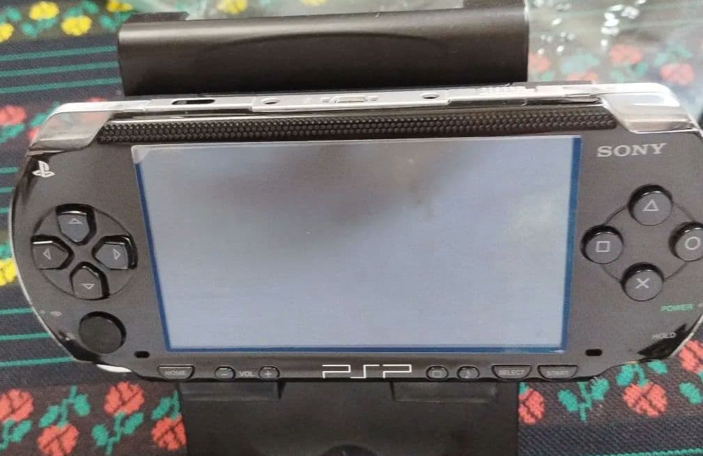 sony psp-1000 handheld console