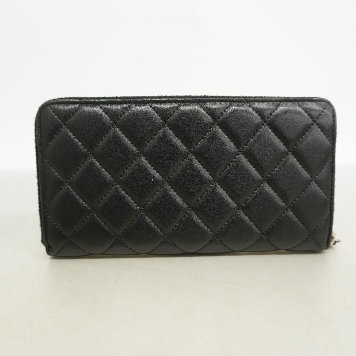 chanel wallet functional details