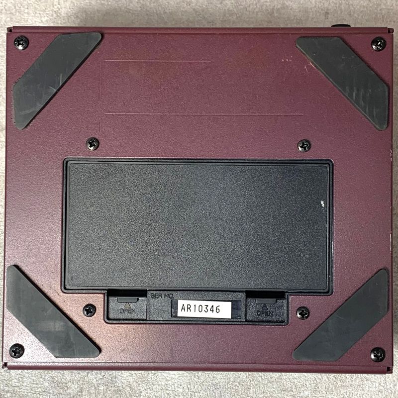 boss ad-3 guitar effector interior details