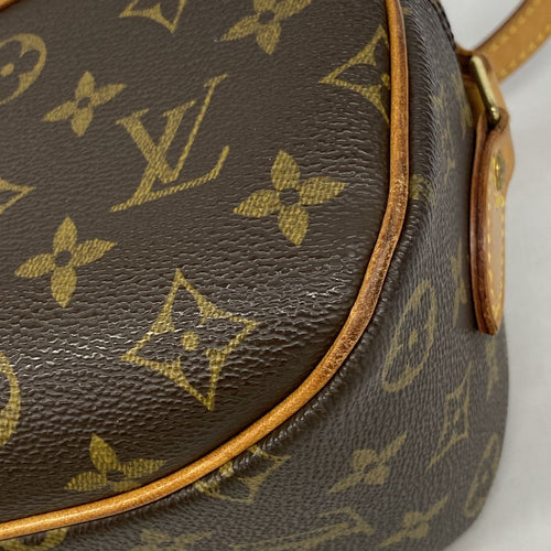 louis vuitton m51221 shoulder bag condition details