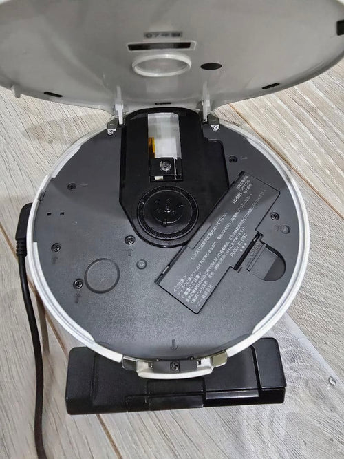 sony d-ne20 portable cd player side view