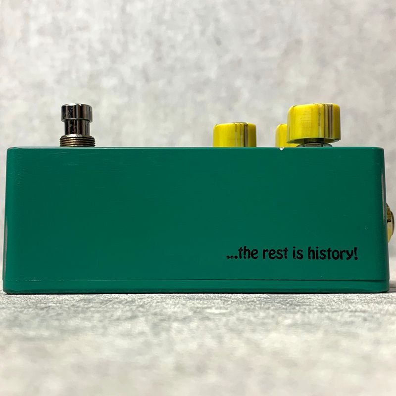 guitar effector rear view