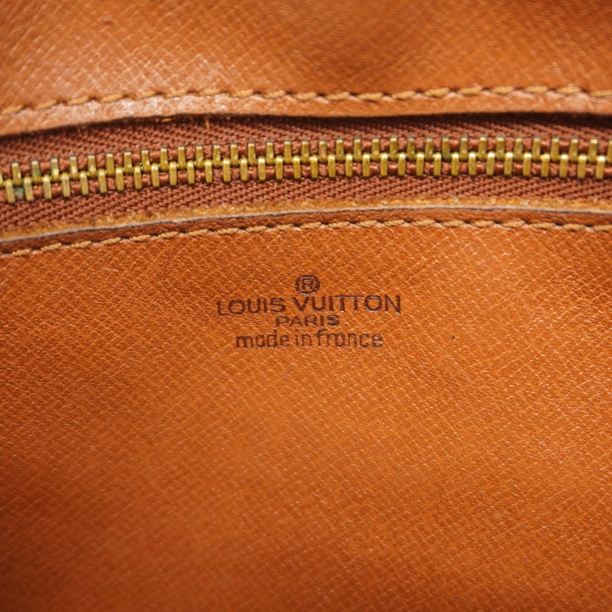 louis vuitton m51225 shoulder bag accessories included