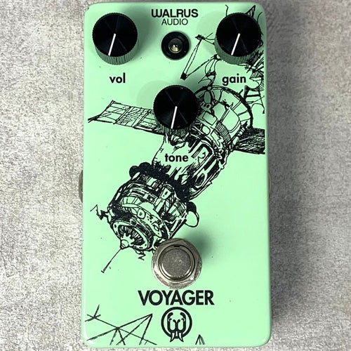 guitar effector front view