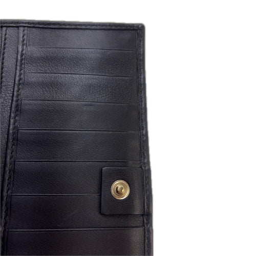 gucci wallet accessories included