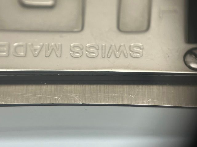 gucci watch markings and labels