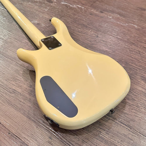 fernandes frb-70 bass guitar functional details