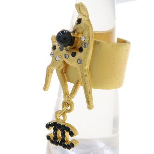 chanel ring side view