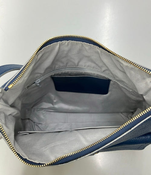 leilian shoulder bag accessories included