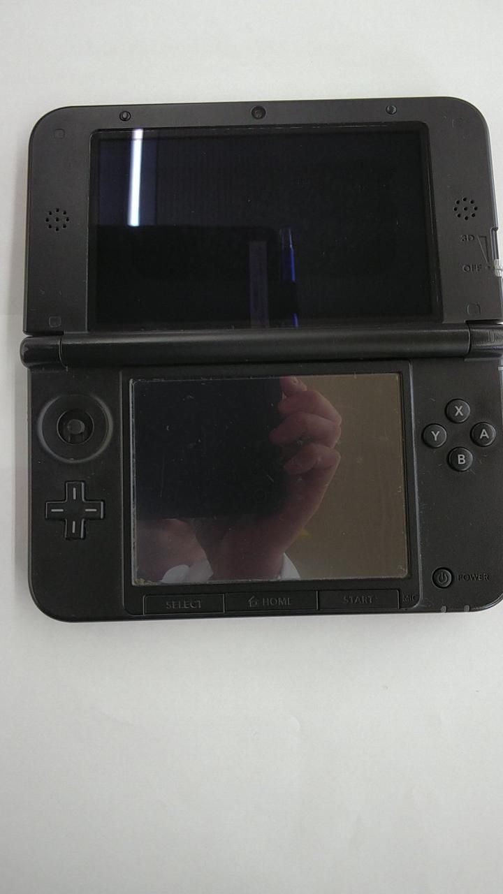 nintendo spr-001 handheld console front view