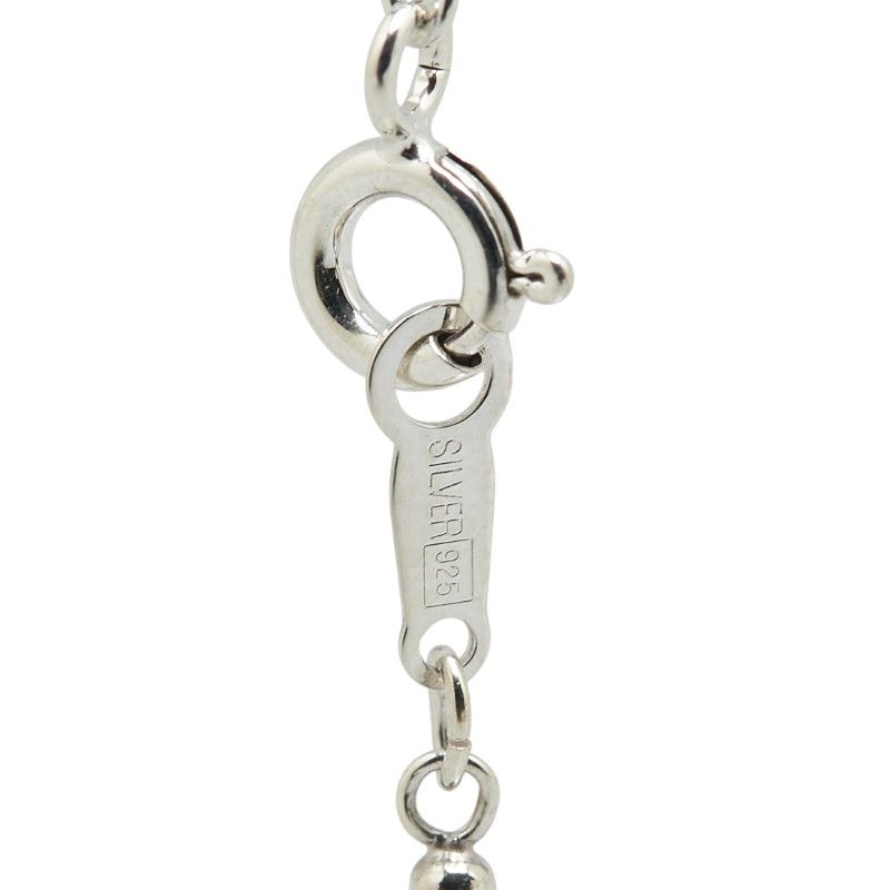 the kiss necklace side view