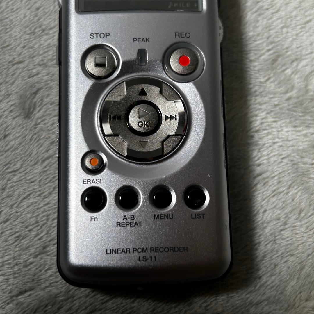 Olympus LS-11 Audio Recorder