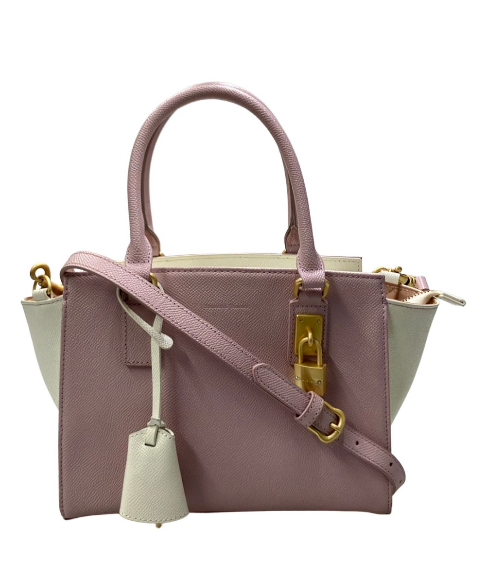 Samantha Thavasa Shoulder Bag