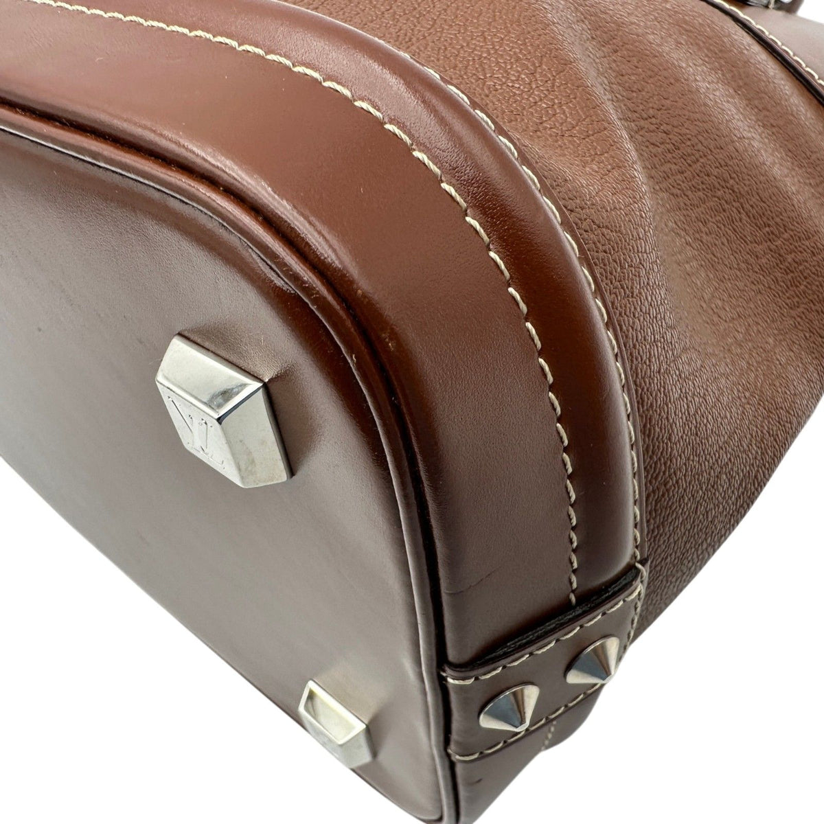 louis vuitton m91889 handbag interior details
