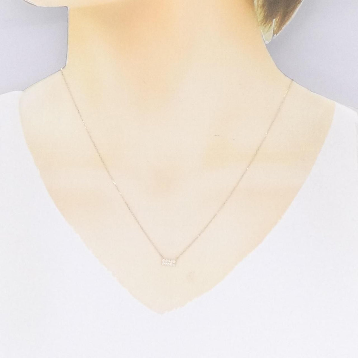 necklace condition details
