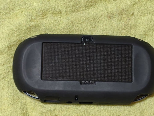 sony pch-1000 handheld console front view