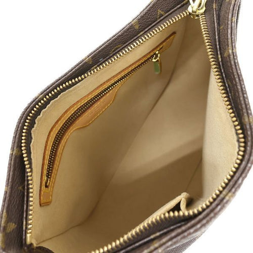 louis vuitton m51146 shoulder bag front view