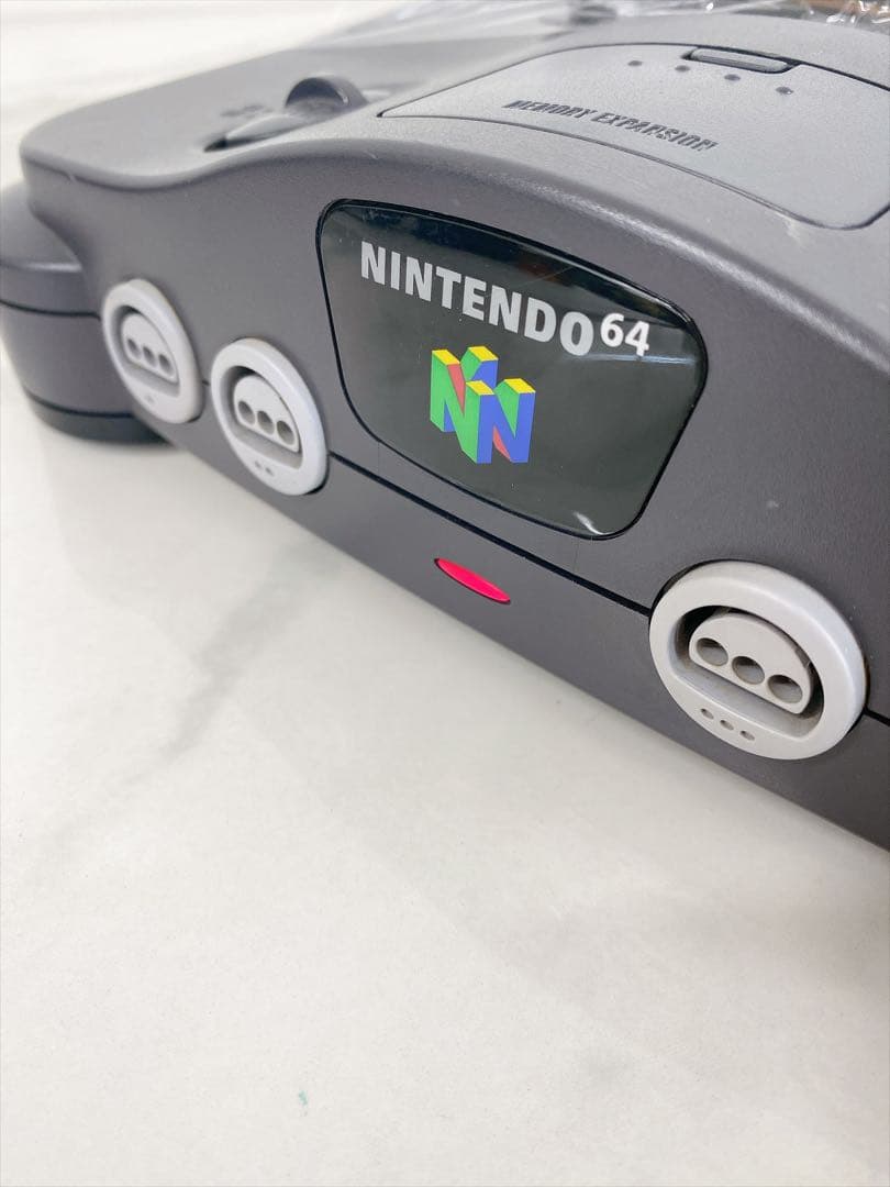 nintendo nus-001 video game console front view