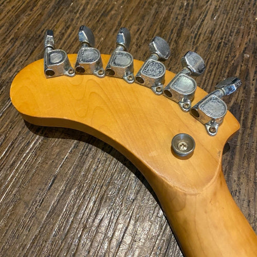 fernandes zo-3 electric guitar interior details