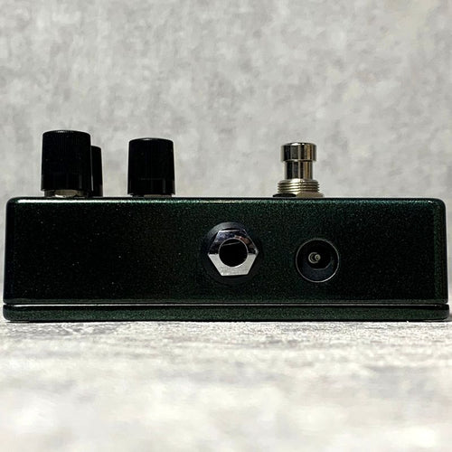 guitar effector side view
