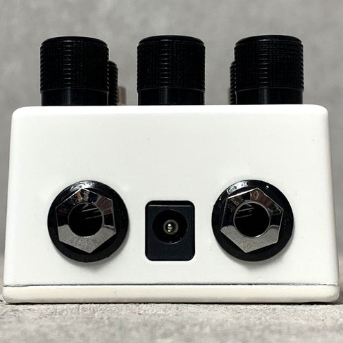 amplifier accessories included