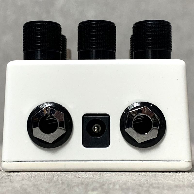 amplifier accessories included