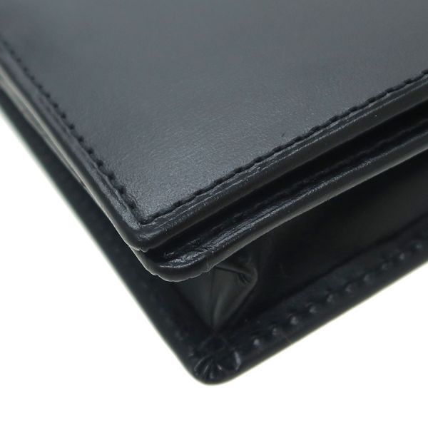 cartier wallet accessories included