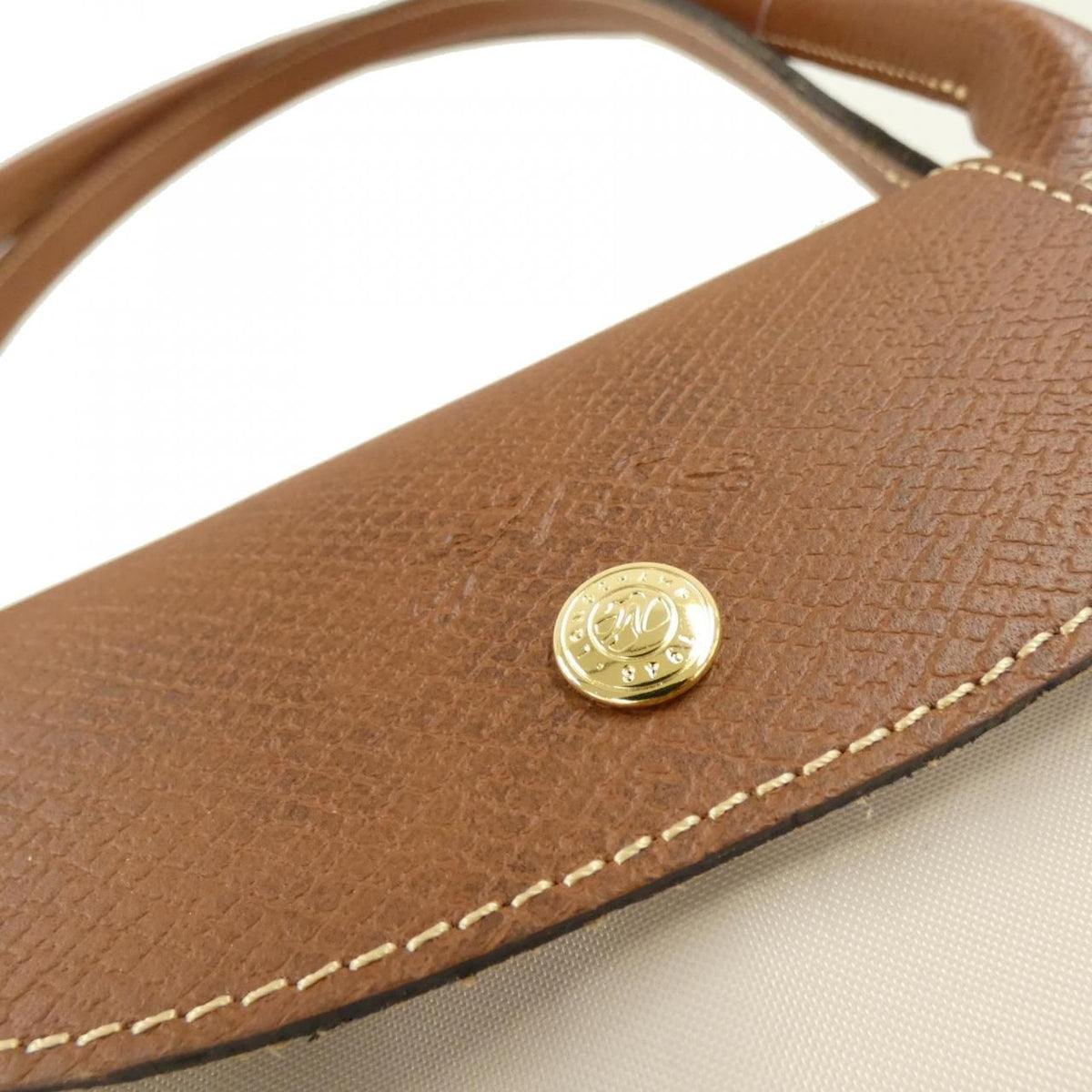 longchamp shoulder bag side view
