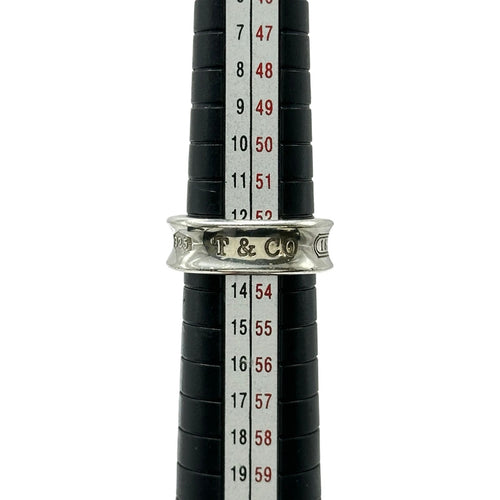ring interior details