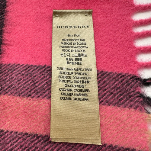 burberry scarf rear view