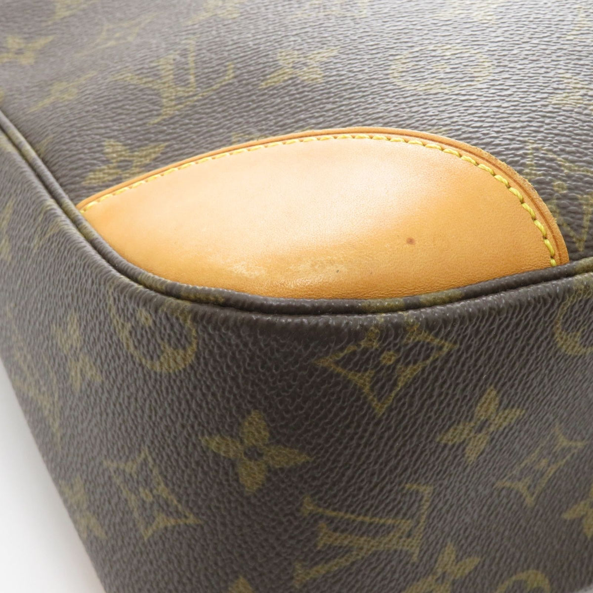 louis vuitton m51265 shoulder bag condition details